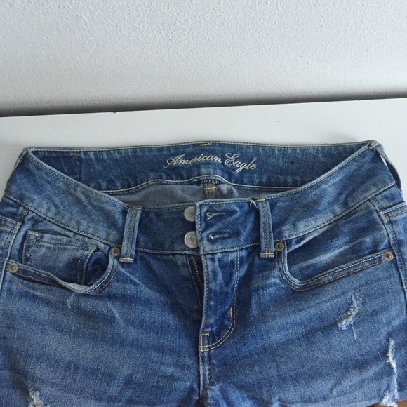 American Eagle Outfitters distressed capris