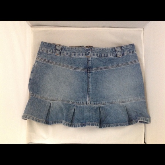 Cute denim mini skirt with ruffles size 11 - Picture 2 of 4