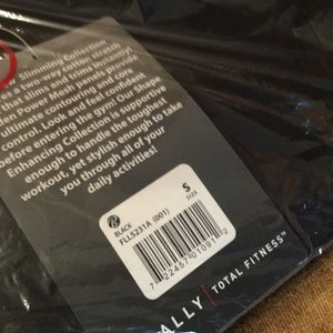 Bally Total Fitness Tummy Control Legging