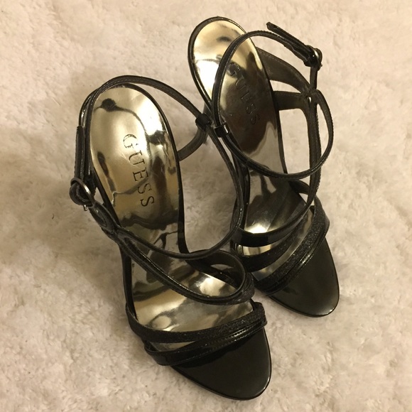 EUC STRAPY HEELS