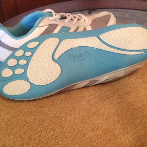 Cheeks shoes - Picture 2 of 2