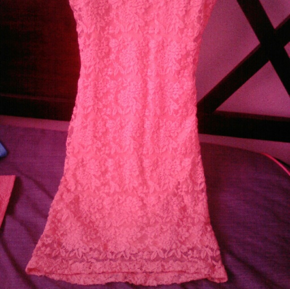 Dress - Picture 2 of 3