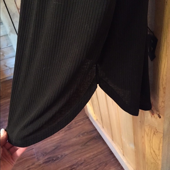 💋NWT Round Hem Midi Dress💋 - Picture 3 of 3