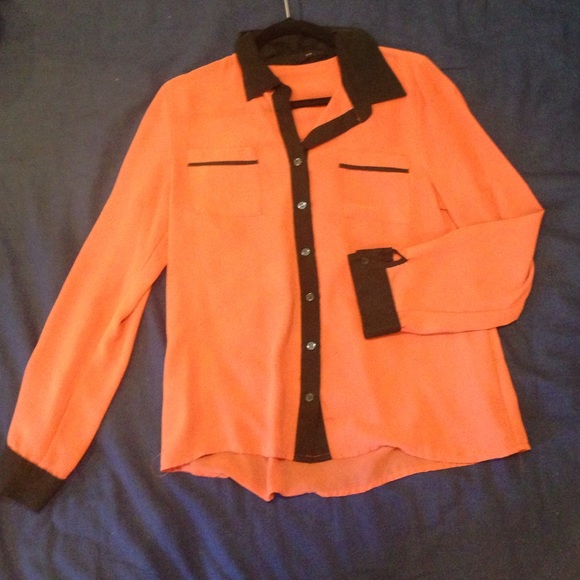 BRAND NEW chiffon button down