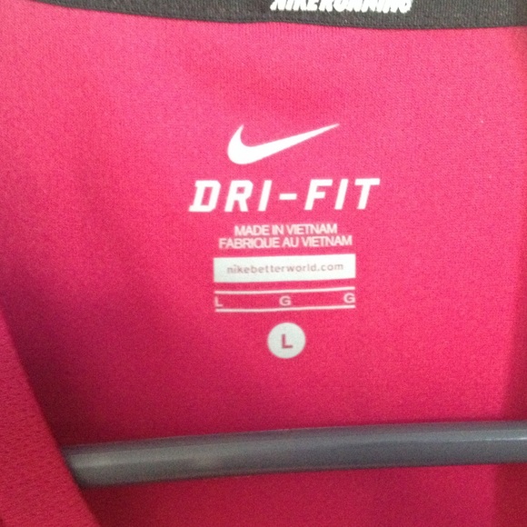 Magenta nike dri-fit large. - Picture 3 of 4