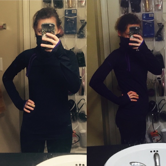 SOLD - Nike Pro Warm Sweater - Picture 4 of 4