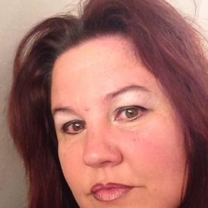 Meet your Posher, Laurie