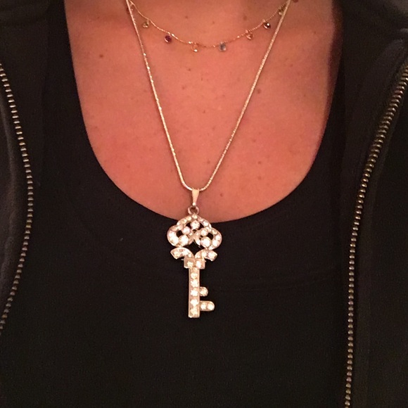 Oversized Key Rhinestone Necklace - Picture 2 of 2