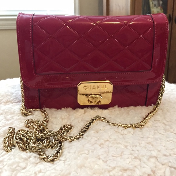 Dark Pink Small Patent Le Boy cross body