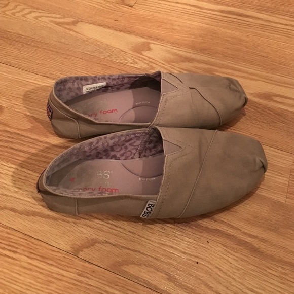 toms memory foam