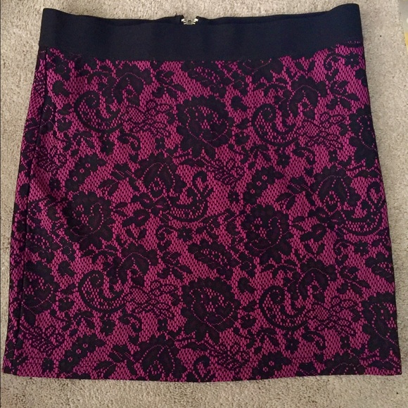 Divided Dresses & Skirts - Divided by H&M pink black lace floral mini skirt Divided Dresses & Skirts - Divided by H&M pink black lace floral mini skirt