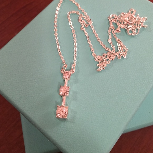 Classy Rhinestone Necklace