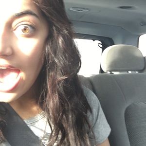 Meet your Posher, Evelyn