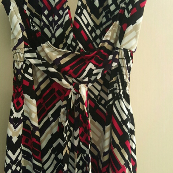 Halter Top - Picture 3 of 3