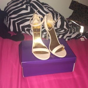 High heel shoes