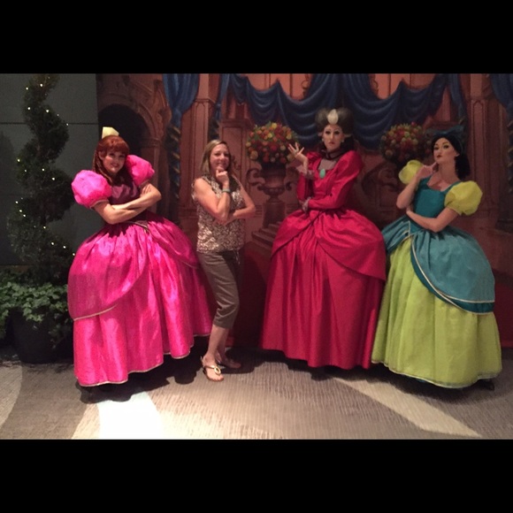 Meet your Posher, Ruth - Picture 4 of 6