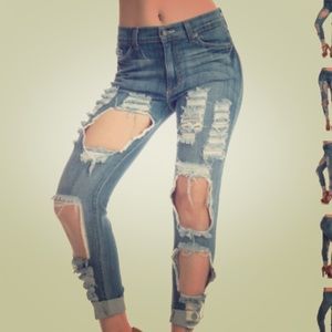 Stressed and Destressed Denim Boyfriend Jeans🤗🤗