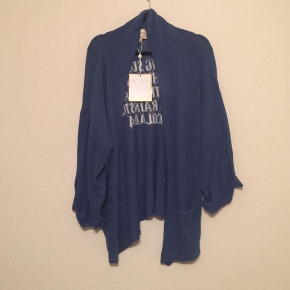 SOLD Wildfox Island List Slouch Cardigan - Picture 4 of 4