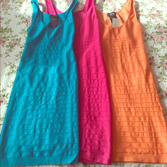 3 Bebe Cut Out shine dresses - Picture 1 of 4