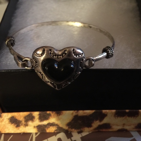 Bracelets - Picture 2 of 2