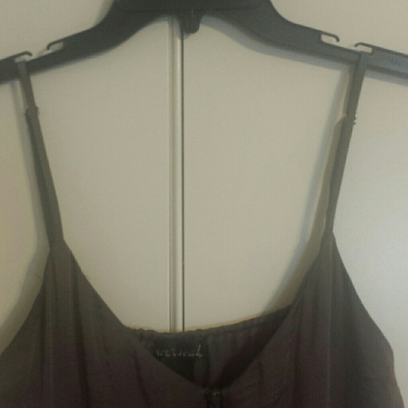 Romper - Picture 2 of 4