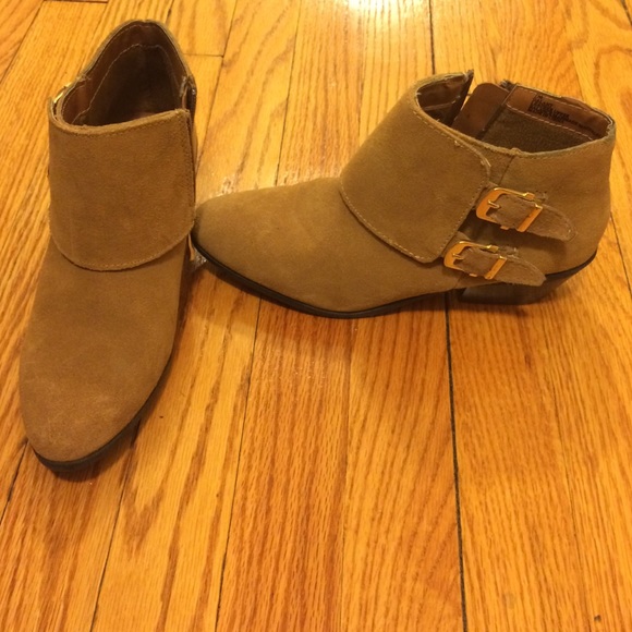 tan booties