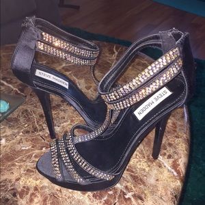 Hot Steve Madden heels!