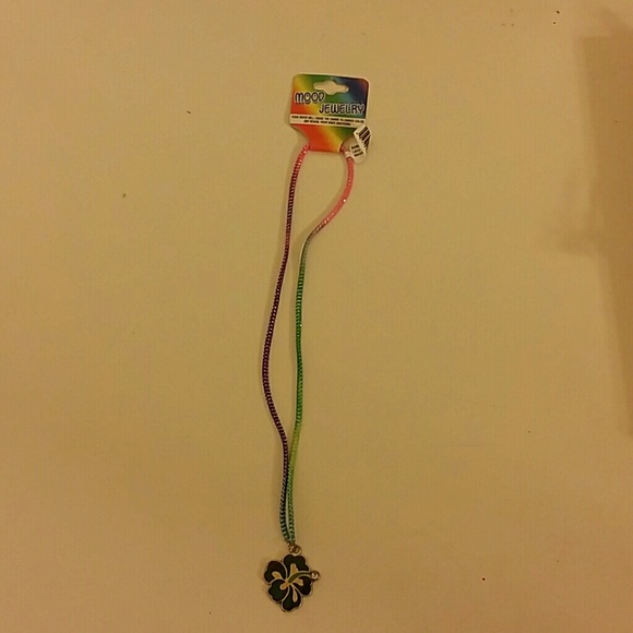 Mood necklace