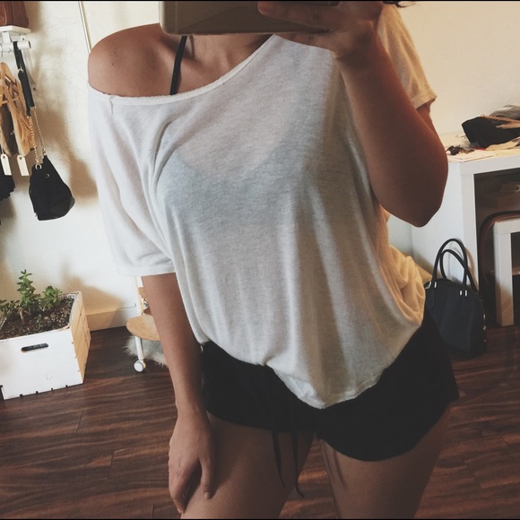 Oatmeal Loose Tee - Picture 4 of 4