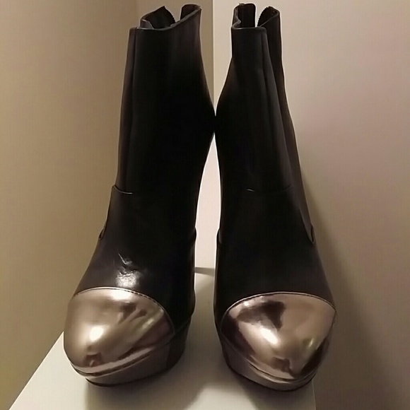 Jessica Simpson essas - Picture 4 of 4