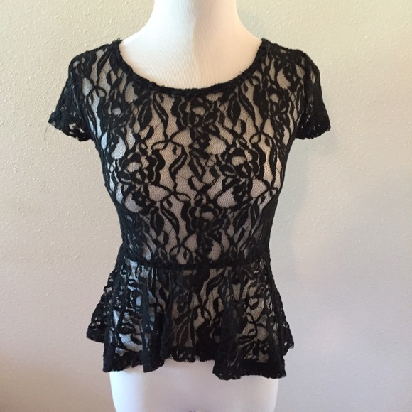 Black Lace Peplum Top - Picture 3 of 4