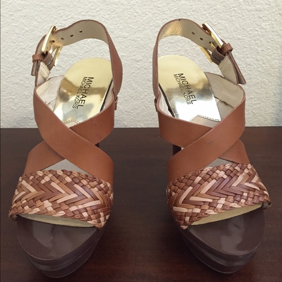 Michael Kors stunning leather heels