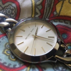 Michael Kors Slim Runway