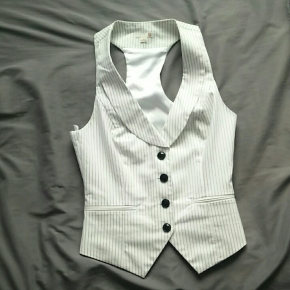 White vest