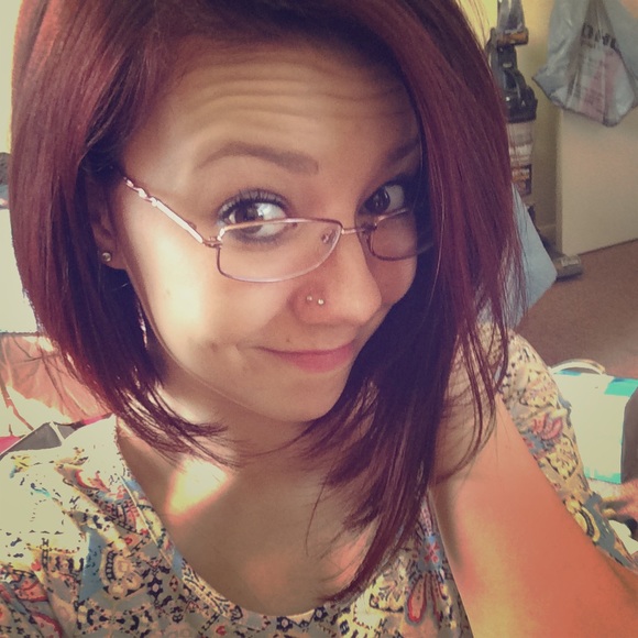 Meet your Posher, Chelsea - Picture 1 of 4