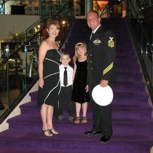 Meet your Posher, Robin