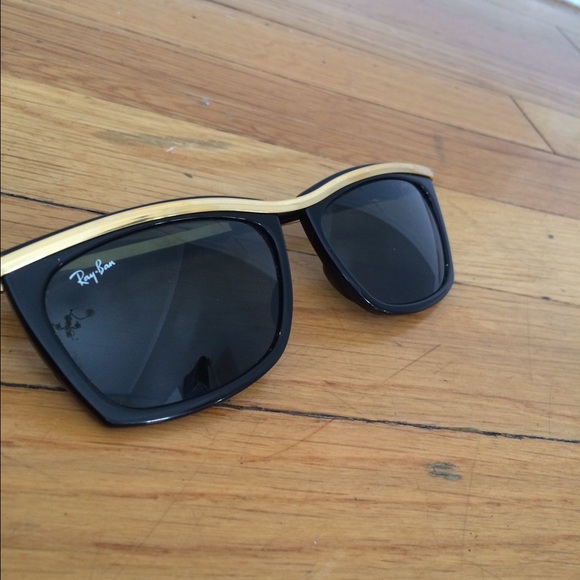 Vintage Bausch and Lomb Ray Bans