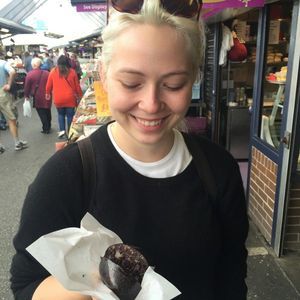 Meet your Posher, Emma