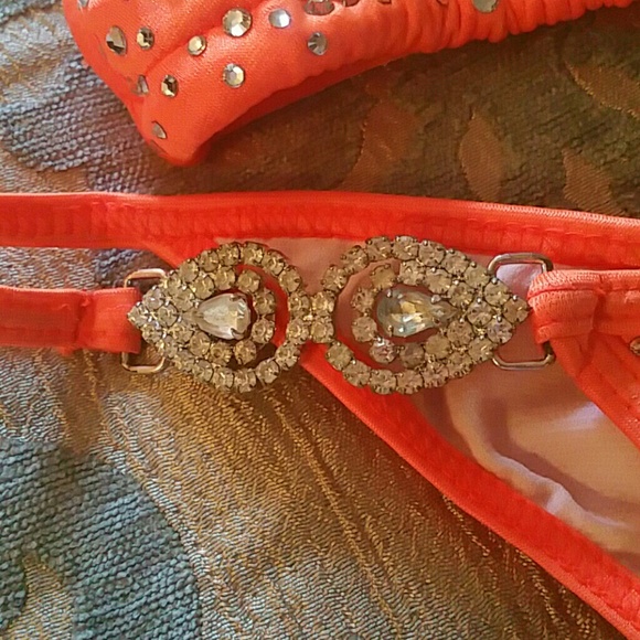 Custom show suit - Picture 2 of 3