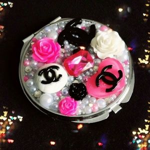 Custom Made Compact Mirror