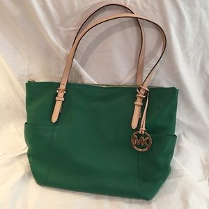 Michael Kors Jet Set Leather Tote Bag