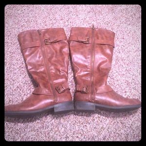 Women's Wide Calf boots size 8.5