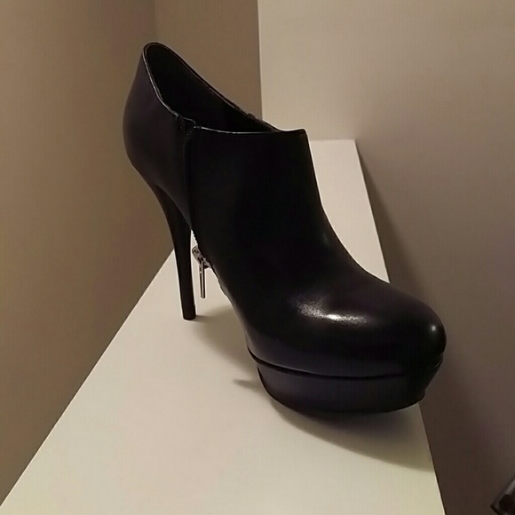 Marc Fisher booties - Picture 3 of 4