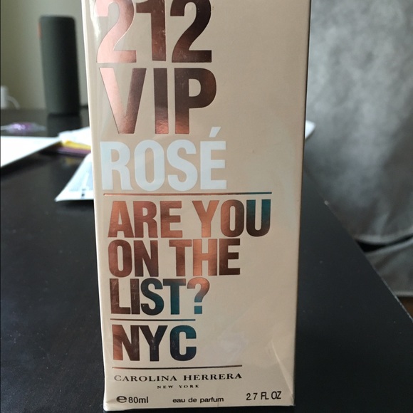 212 vip rose 2.7oz - Picture 1 of 2