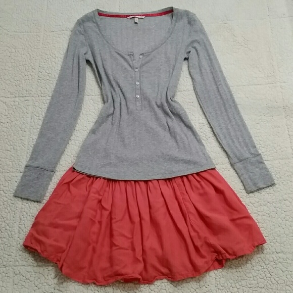 Victoria's Secret Silver Long Tee NWOT