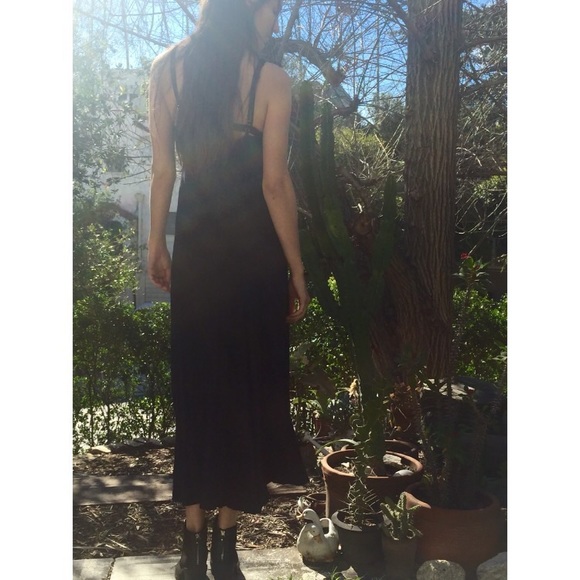 Navy Maxi - Picture 3 of 3