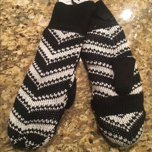 Lululemon Snow Amazing Mittens *Sherpa