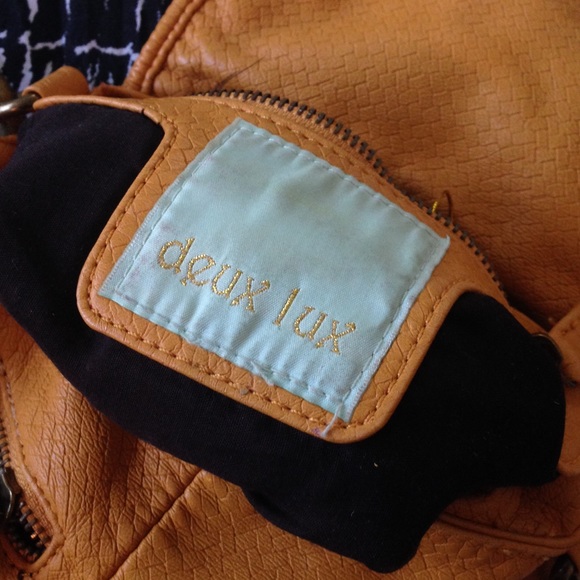 Mustard Color Urban Bag - Picture 2 of 4