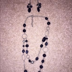 Black jewel necklace