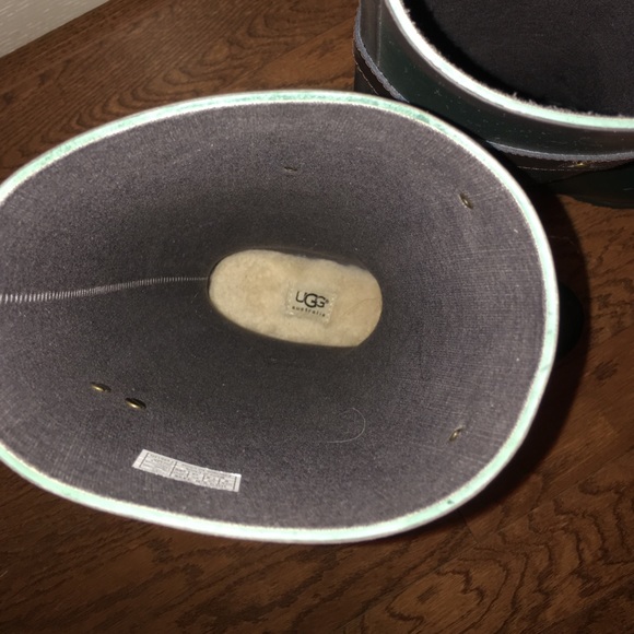 Ugg Australian Madelynn tall rain boot - Picture 2 of 4